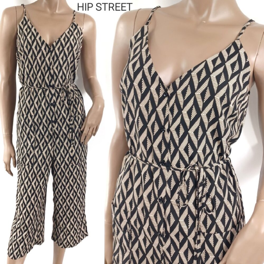 DRESS FORUM Spaghetti Strap Button Front Diamond Print Cropped Jumpsuit S